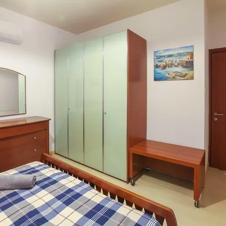 شقة New Loft 303 *